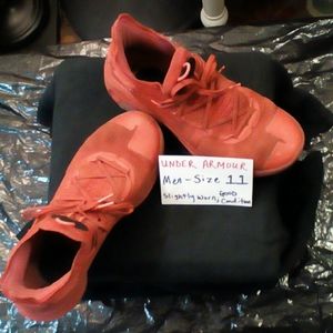 Men's Sz 11.Red “UNDER ARMOUR” basketball sneakers